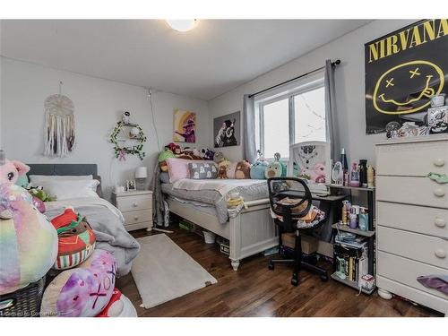 21A Townline Road E, St. Catharines, ON - Indoor Photo Showing Bedroom