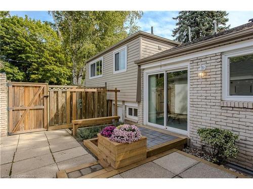 495 Rosedale Crescent, Burlington, ON - Outdoor With Deck Patio Veranda With Exterior