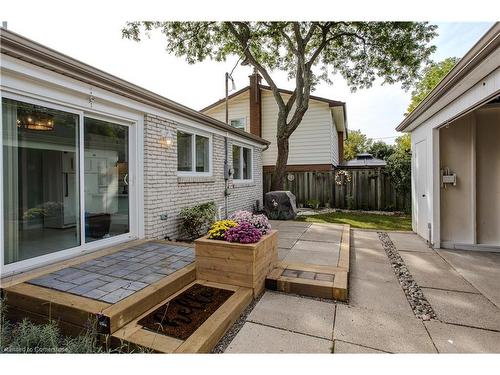 495 Rosedale Crescent, Burlington, ON - Outdoor With Deck Patio Veranda With Exterior