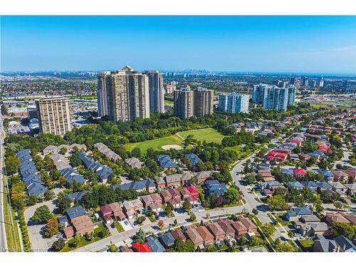 5008 Willowood Drive, Mississauga, ON - Outdoor With View