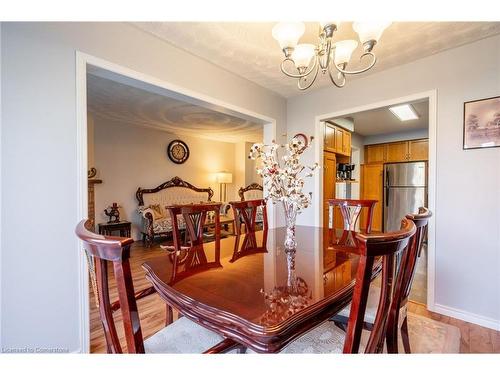 85 Royalvista Drive, Hamilton, ON - Indoor Photo Showing Dining Room