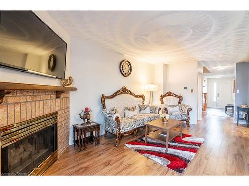 85 Royalvista Drive, Hamilton, ON - Indoor Photo Showing Living Room With Fireplace