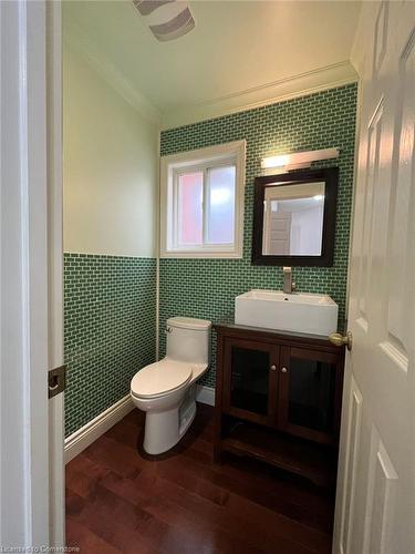 9 Brookheath Lane, Hamilton, ON - Indoor Photo Showing Bathroom