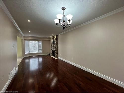 9 Brookheath Lane, Hamilton, ON - Indoor Photo Showing Other Room