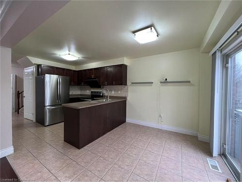 9 Brookheath Lane, Hamilton, ON - Indoor Photo Showing Kitchen