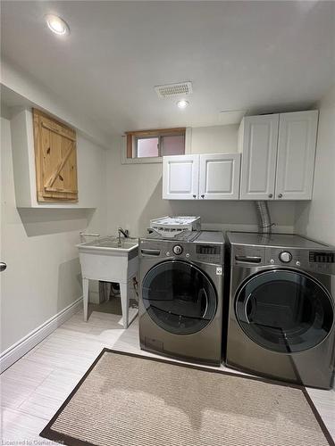 9 Brookheath Lane, Hamilton, ON - Indoor Photo Showing Laundry Room