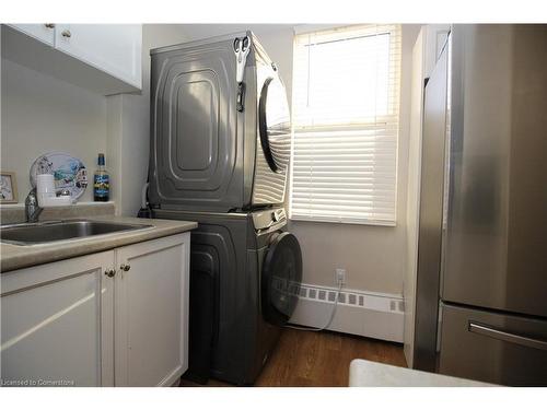 625-350 Quigley Road, Hamilton, ON - Indoor Photo Showing Laundry Room