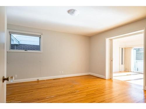 9 Sanders Boulevard, Hamilton, ON - Indoor Photo Showing Other Room