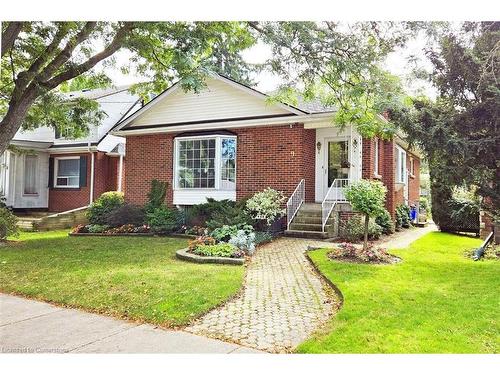 9 Sanders Boulevard, Hamilton, ON - Outdoor With Facade