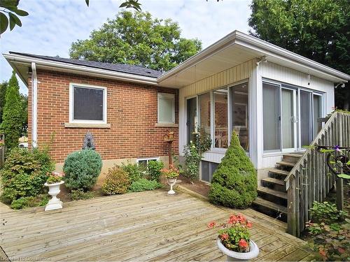 9 Sanders Boulevard, Hamilton, ON - Outdoor