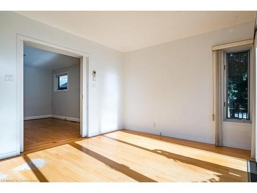 9 Sanders Boulevard, Hamilton, ON - Indoor Photo Showing Other Room