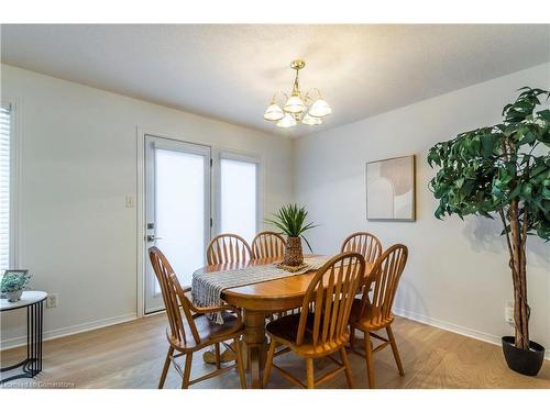 15 Trailbrook Lane, Guelph, ON - Indoor Photo Showing Dining Room