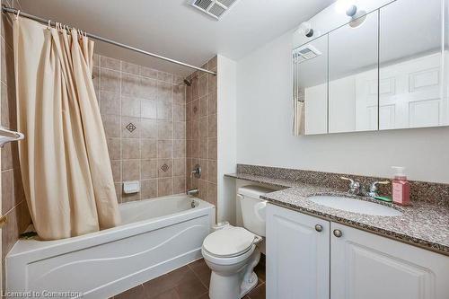 601-4850 Glen Erin Drive, Mississauga, ON - Indoor Photo Showing Bathroom