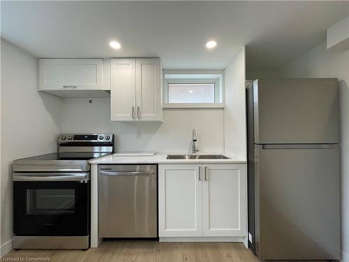 2-45 Endfield Avenue, Hamilton, ON - Indoor Photo Showing Kitchen With Double Sink