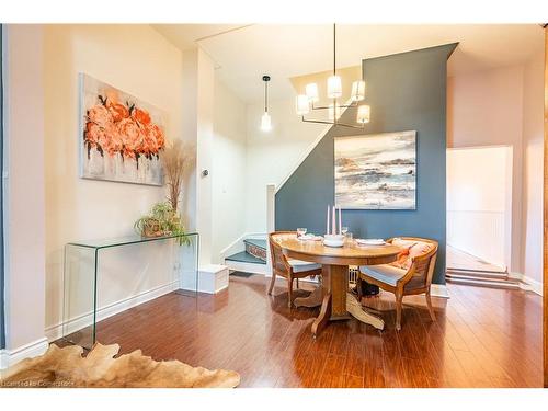 313 Mary Street, Hamilton, ON - Indoor Photo Showing Dining Room