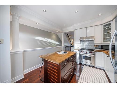 5J Brussels Street, Toronto, ON - Indoor Photo Showing Kitchen