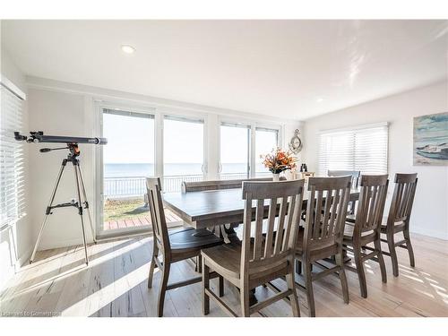 2094 Lakeshore Road, Dunnville, ON - Indoor Photo Showing Dining Room