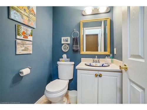 37 Willow Lane, Grimsby, ON - Indoor Photo Showing Bathroom