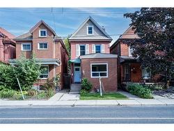 94 Wentworth Street N Hamilton, ON L8L 5V4