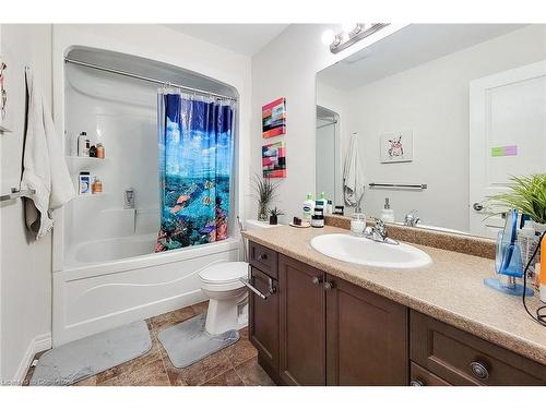 45 Fletcher Road, Hannon, ON - Indoor Photo Showing Bathroom