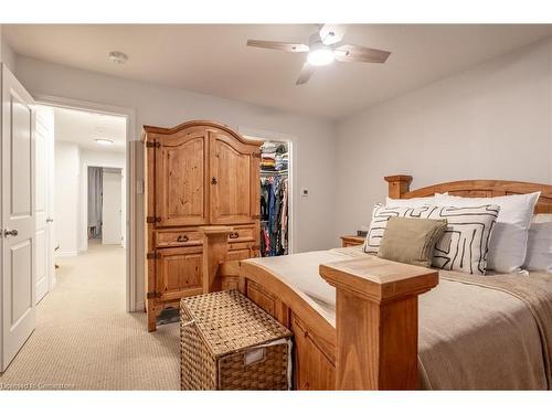 7-187 Wilson Street W, Hamilton, ON - Indoor Photo Showing Bedroom