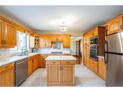 6166 Sinclairville Road, Binbrook, ON - Indoor Photo Showing Kitchen