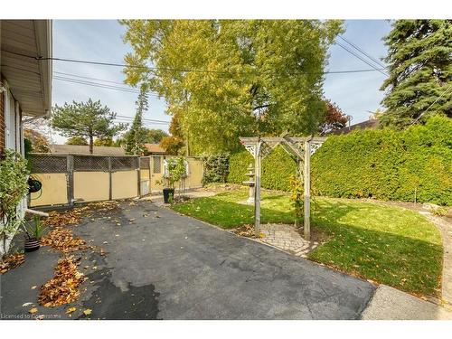 71 Grenadier Drive, Hamilton, ON 