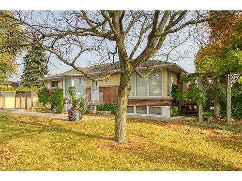 71 Grenadier Drive, Hamilton, ON 