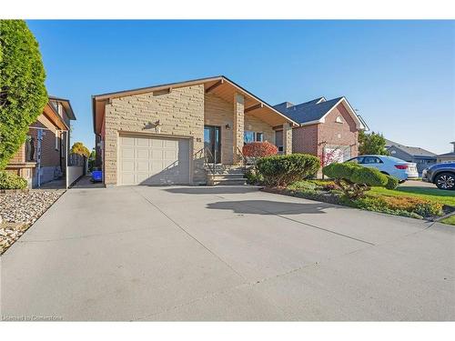 15 Presidio Drive, Hamilton, ON - Outdoor