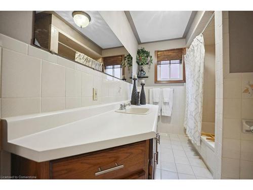 15 Presidio Drive, Hamilton, ON - Indoor Photo Showing Bathroom