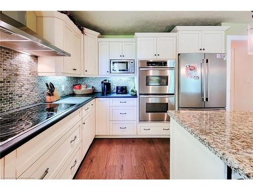 1376 Bird Road, Dunnville, ON - Indoor Photo Showing Kitchen With Stainless Steel Kitchen