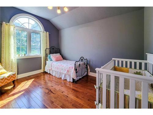 1376 Bird Road, Dunnville, ON - Indoor Photo Showing Bedroom