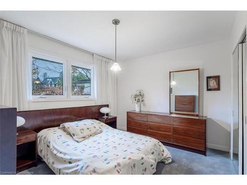 103 Mcgregor Crescent, Ancaster, ON - Indoor Photo Showing Bedroom