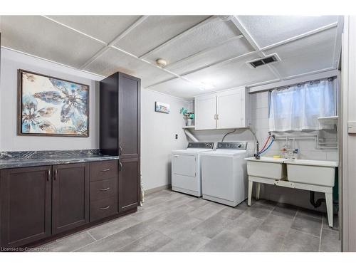 103 Mcgregor Crescent, Ancaster, ON - Indoor Photo Showing Laundry Room