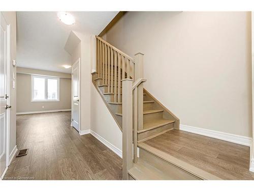 24 Jellicoe Court, Hamilton, ON - Indoor Photo Showing Other Room