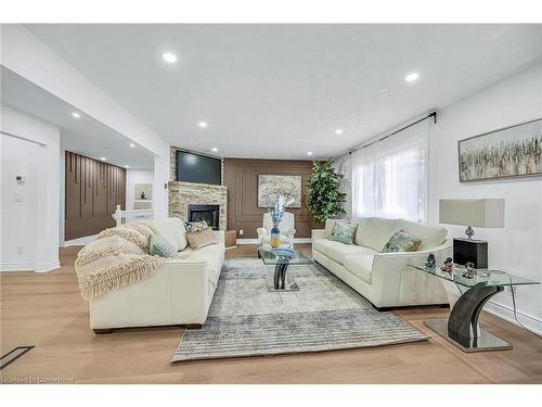 120 Second Road E, Stoney Creek, ON - Indoor Photo Showing Living Room With Fireplace