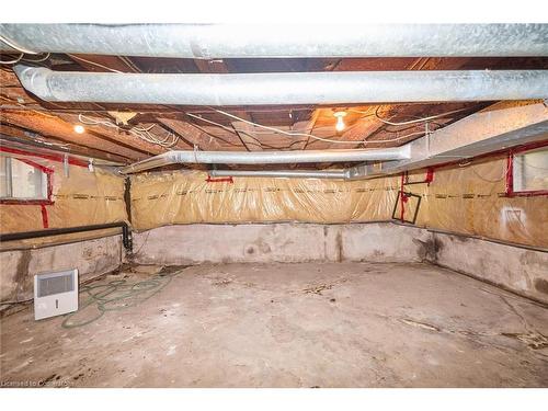 108 Cross Street E, Dunnville, ON - Indoor Photo Showing Basement