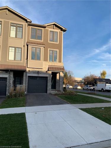 22 Hollywood Court, Cambridge, ON - Outdoor With Facade