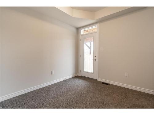 22 Hollywood Court, Cambridge, ON - Indoor Photo Showing Laundry Room