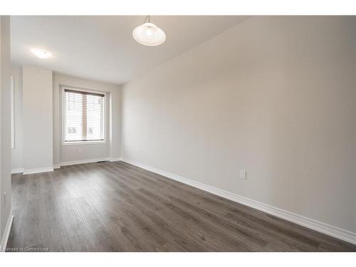 22 Hollywood Court, Cambridge, ON - Indoor Photo Showing Bathroom