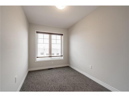 22 Hollywood Court, Cambridge, ON - Indoor Photo Showing Bathroom