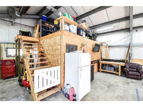 384 Diltz Road, Dunnville, ON - Indoor Photo Showing Garage