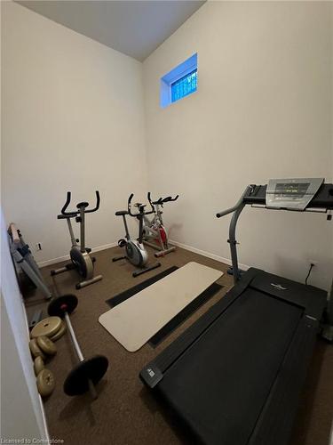 110-85 Spruce Street, Cambridge, ON - Indoor Photo Showing Gym Room