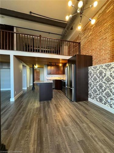 110-85 Spruce Street, Cambridge, ON - Indoor Photo Showing Kitchen