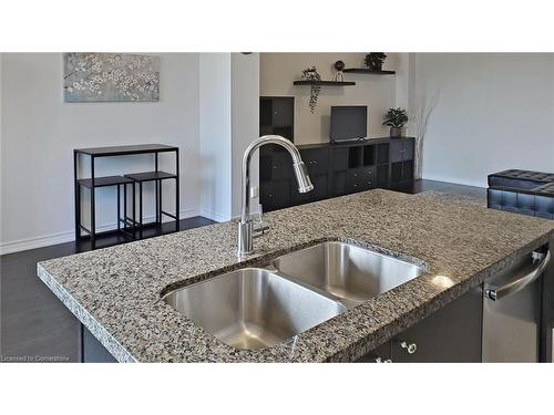 3068 Postridge Drive, Oakville, ON - Indoor Photo Showing Kitchen With Double Sink