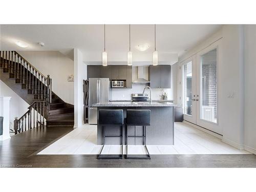 3068 Postridge Drive, Oakville, ON - Indoor Photo Showing Kitchen With Upgraded Kitchen