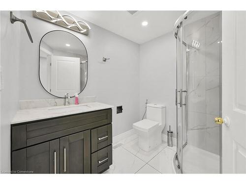 1320 Hwy 56, Glanbrook, ON - Indoor Photo Showing Bathroom