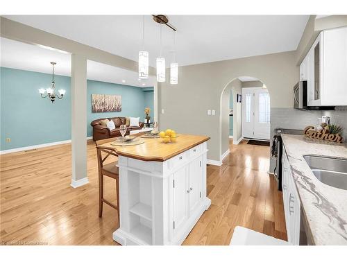 48 Debora Drive, Grimsby, ON - Indoor Photo Showing Kitchen With Double Sink