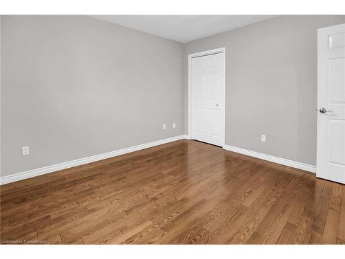 48 Debora Drive, Grimsby, ON - Indoor Photo Showing Other Room