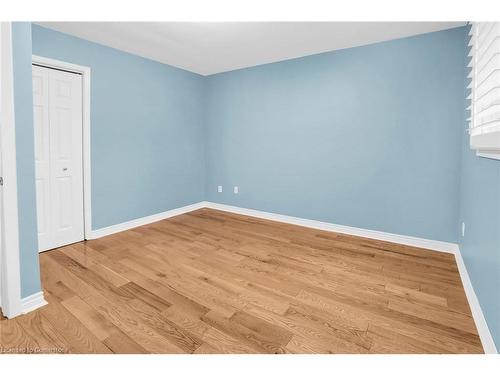 48 Debora Drive, Grimsby, ON - Indoor Photo Showing Other Room